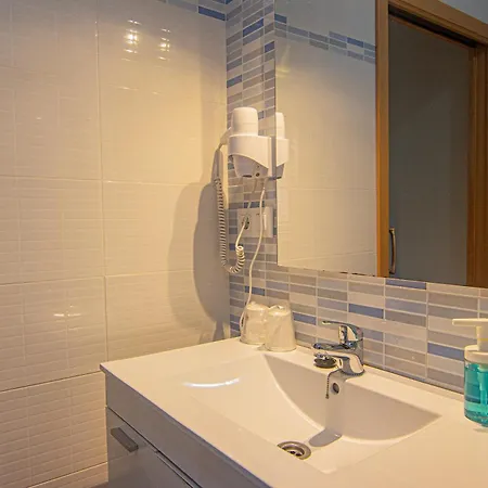 Turísticos Domus Aquae *